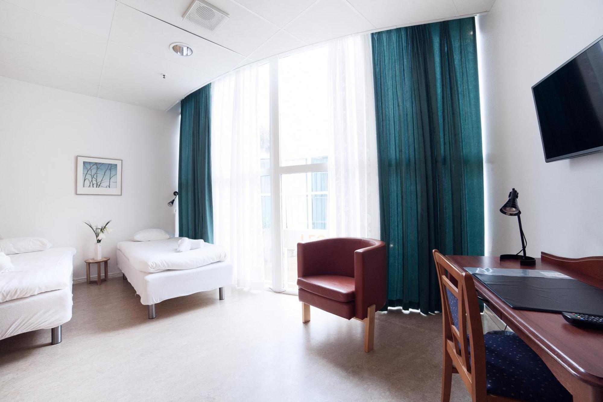 Pronova Hotell & Vandrarhem Norrkoping Ruang foto