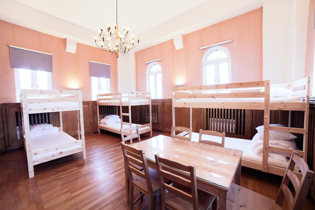 Pronova Hotell & Vandrarhem Norrkoping Bagian luar foto