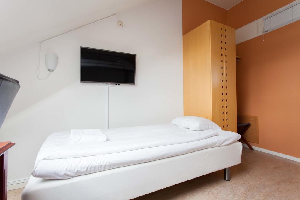 Pronova Hotell & Vandrarhem Norrkoping Bagian luar foto