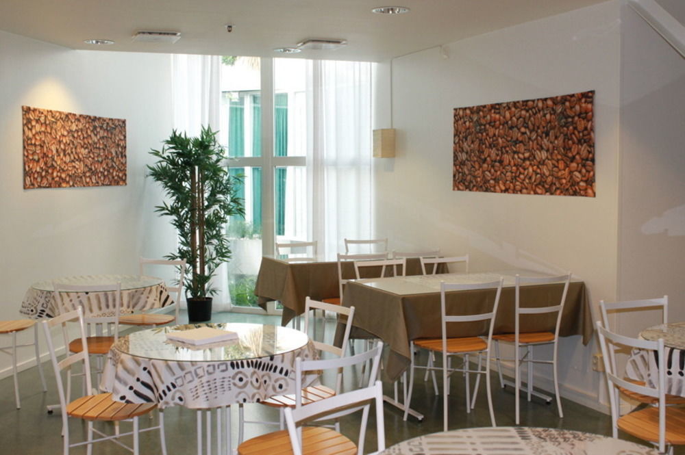 Pronova Hotell & Vandrarhem Norrkoping Bagian luar foto
